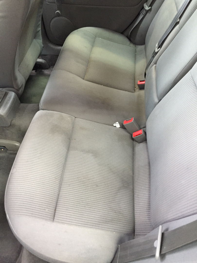 Nettoyage intérieur voiture 