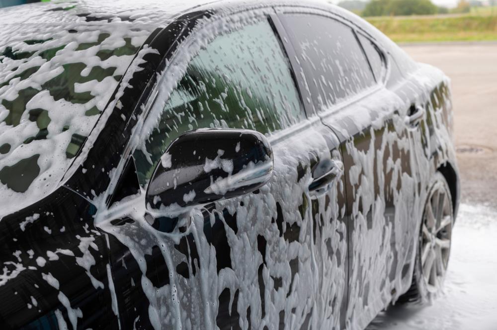 Nettoyage extérieur voiture à Cadaujac